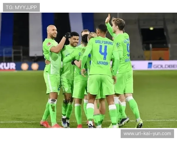 斯图加特对阵沃尔夫斯堡，进球大战凸显防守漏洞